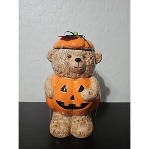 TIKTOK VIRAL HALLOWEEN CREEPY CRITTERS PUMPKIN BEAR COOKIE JAR 10" T x 6" W NWT